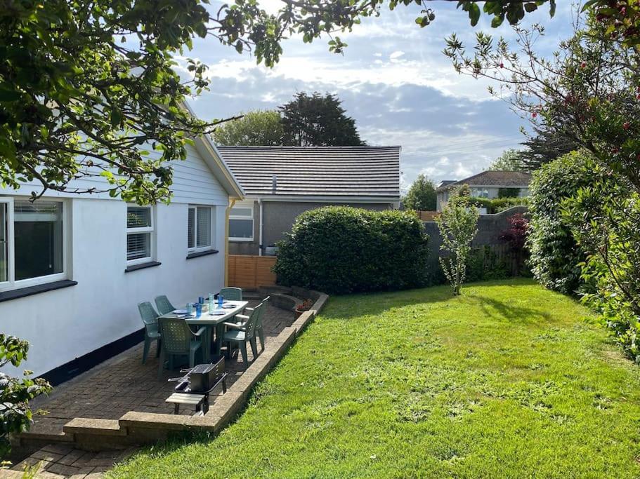 Sea View In Sleeps 6 Holiday home Carbis Bay